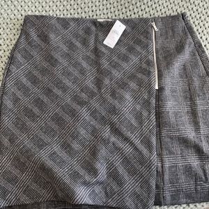 Loft | Black Plaid Short Pencil Skirt with Slit
